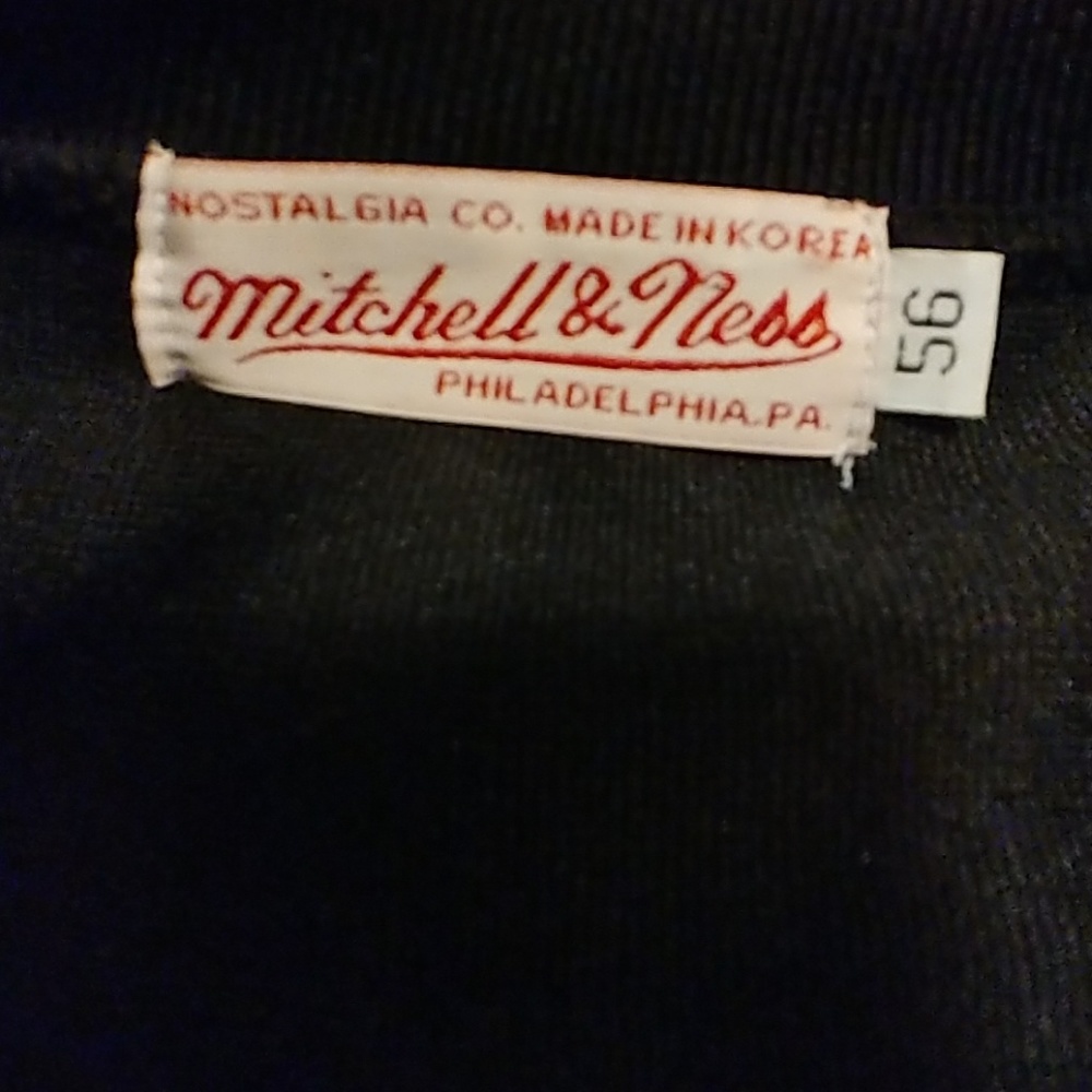Mitchell & Ness - Picture 4 of 4